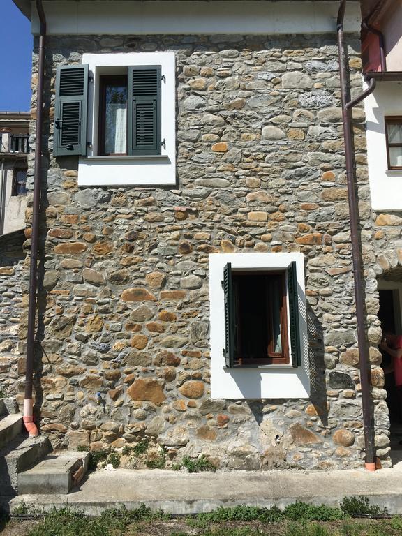 Апартаменты Casa Guido 2- La Porta Delle 5 Terre Беверино Экстерьер фото