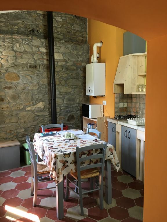Апартаменты Casa Guido 2- La Porta Delle 5 Terre Беверино Экстерьер фото