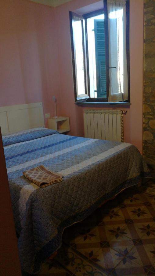 Апартаменты Casa Guido 2- La Porta Delle 5 Terre Беверино Экстерьер фото